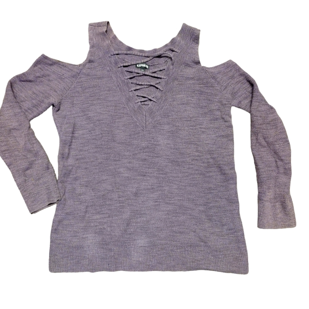 🌷🌷Express Cold Shoulder V-Neck Sweater
